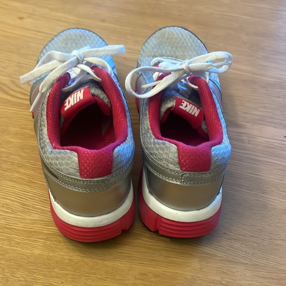 NIKE DUAL FUSION SNEAKERS - Picture 3 of 6